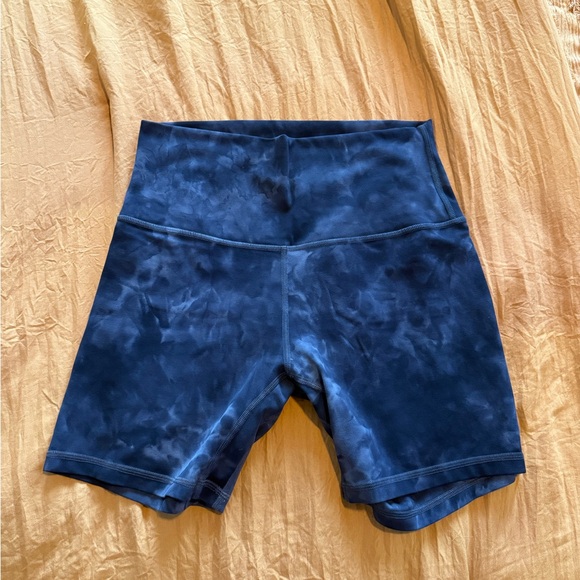 BNWOT lululemon align shorts - Picture 1 of 3